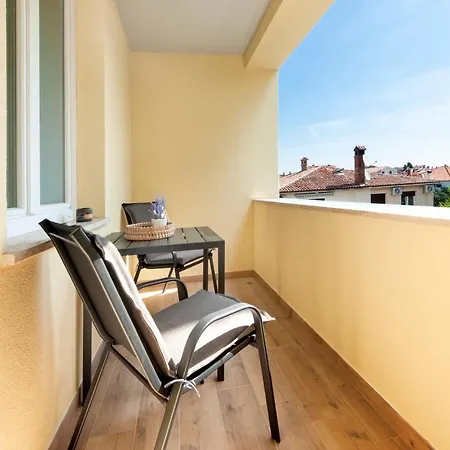 Sunrise & Sunset Apartment